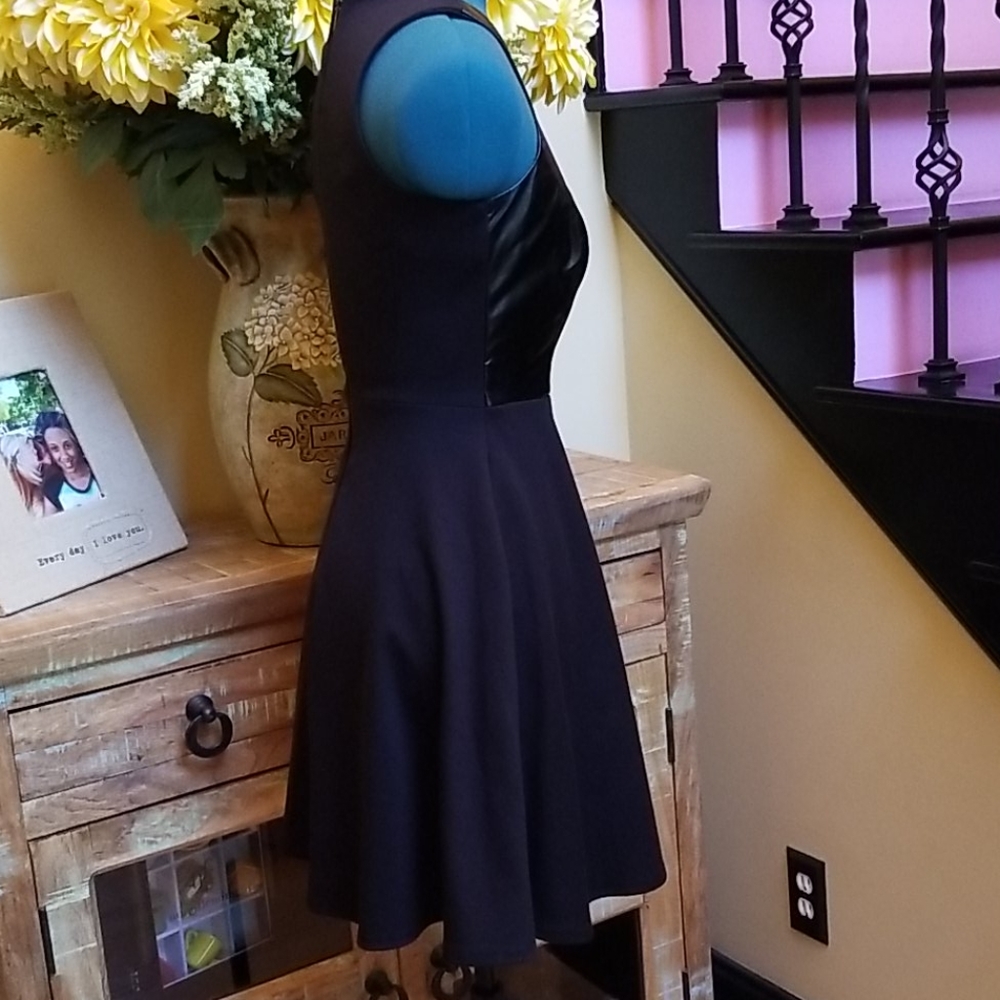 New Laundry by Shelli Segal LBD - SZ 0 - Picture 3 of 6